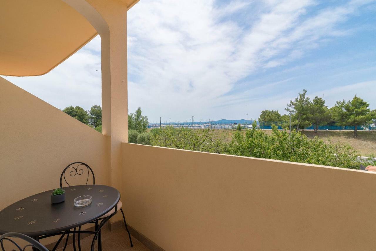 Apartman Lea Sukosan Luaran gambar