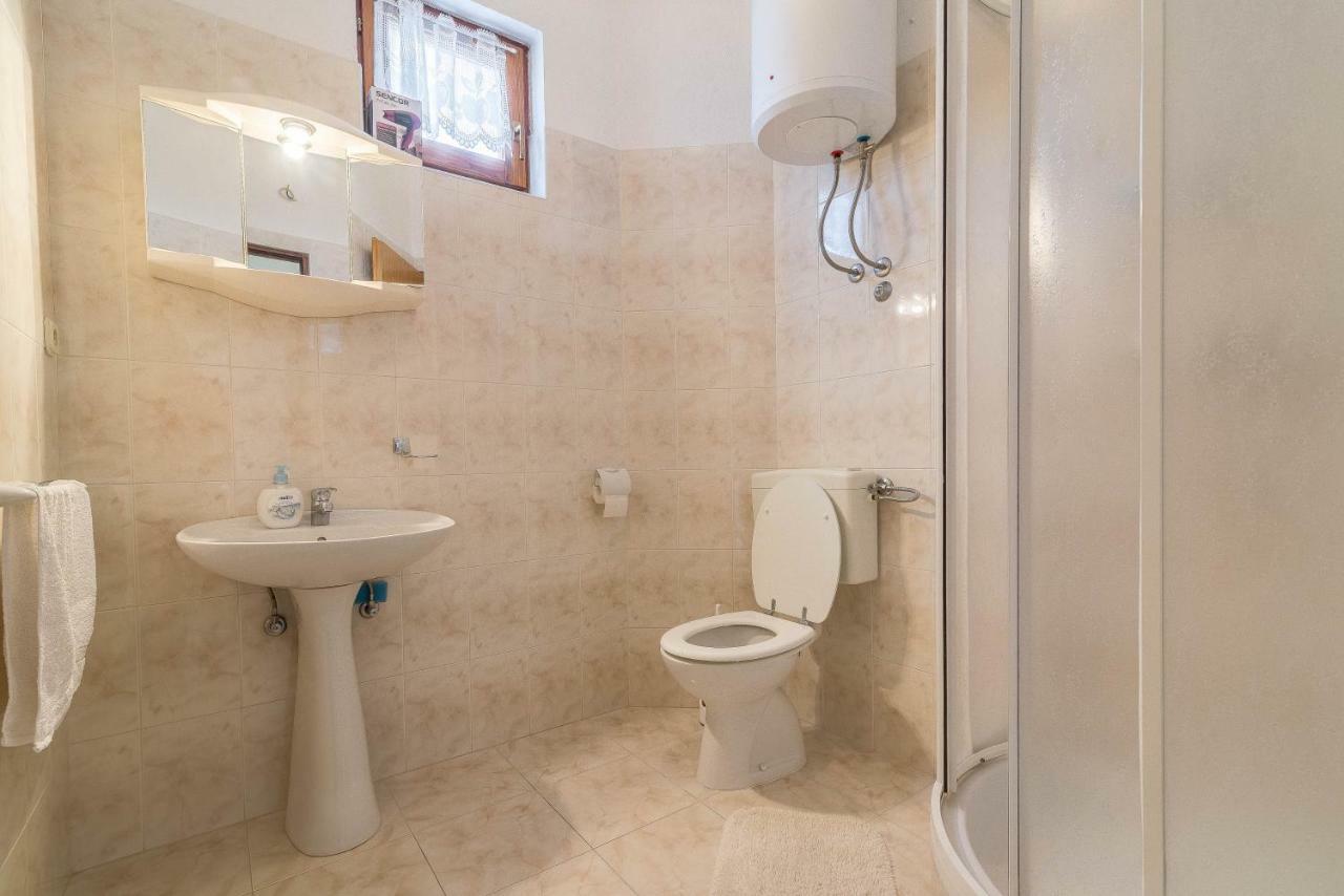 Apartman Lea Sukosan Luaran gambar