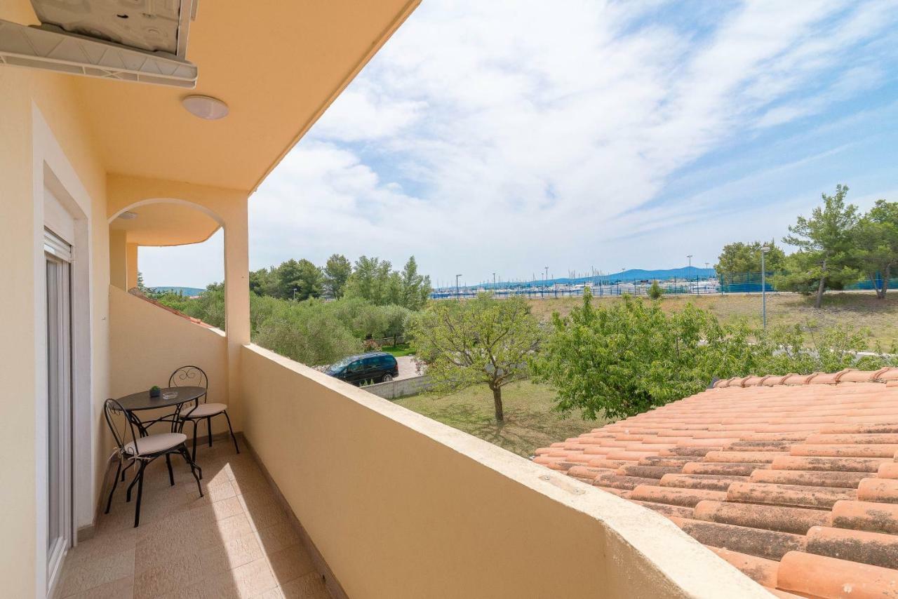 Apartman Lea Sukosan Luaran gambar
